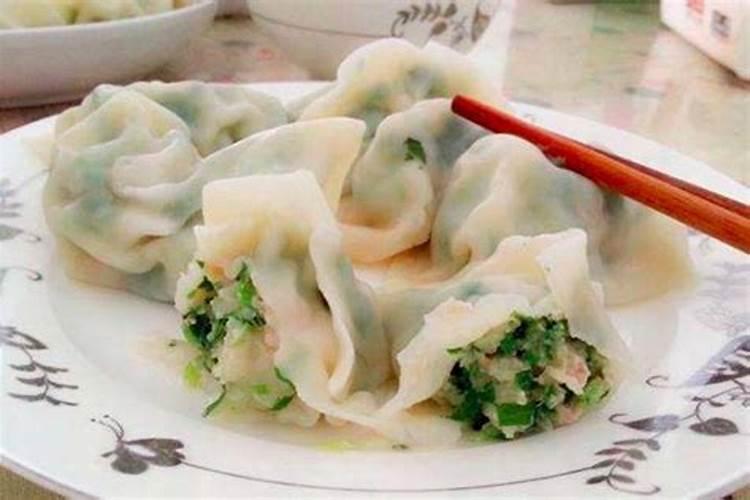 草坪撒施化肥后需要立即浇水吗