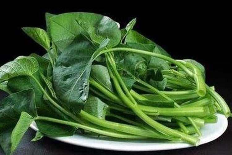 西红柿己经打顶,但最上部四五片叶子上卷,是什么原因？