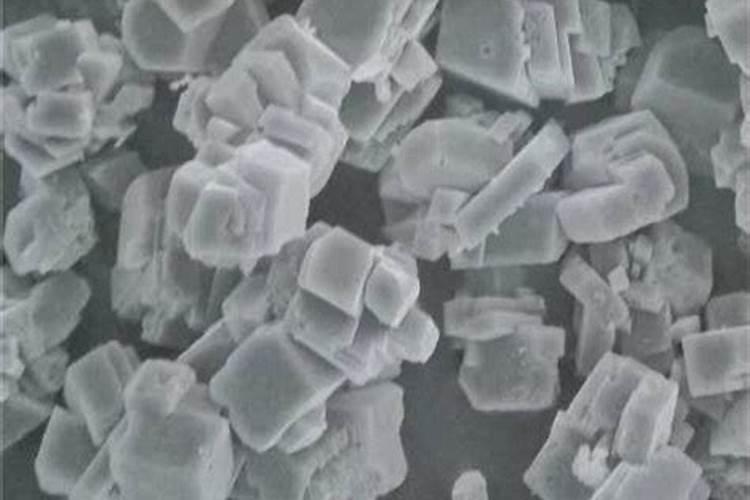 生石灰加水生成什么 可作生产碳酸钙的原料