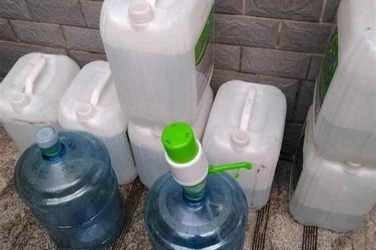 尿素能当水溶肥吗