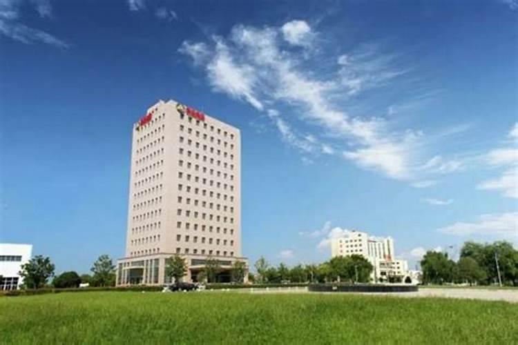 二零一一年四月二十五日是哪些股票的股权登记日