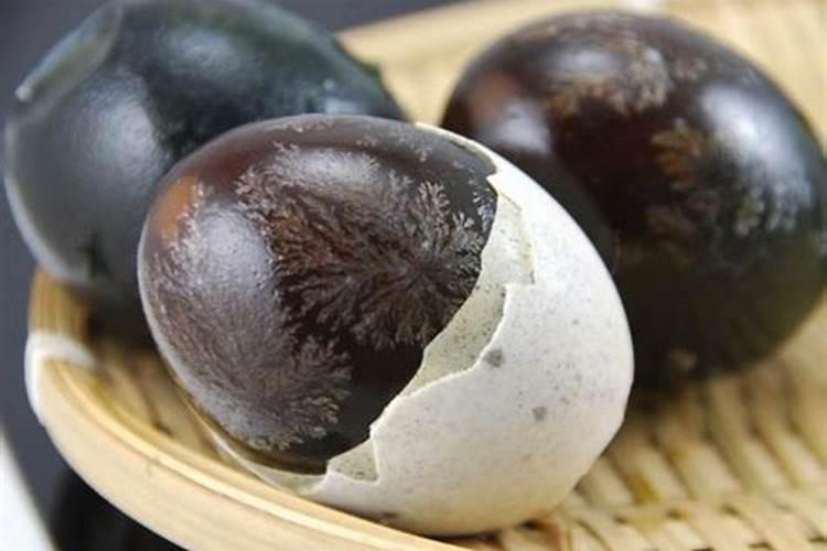 请问皮蛋、咸蛋、粽子的增值税税率是多少？