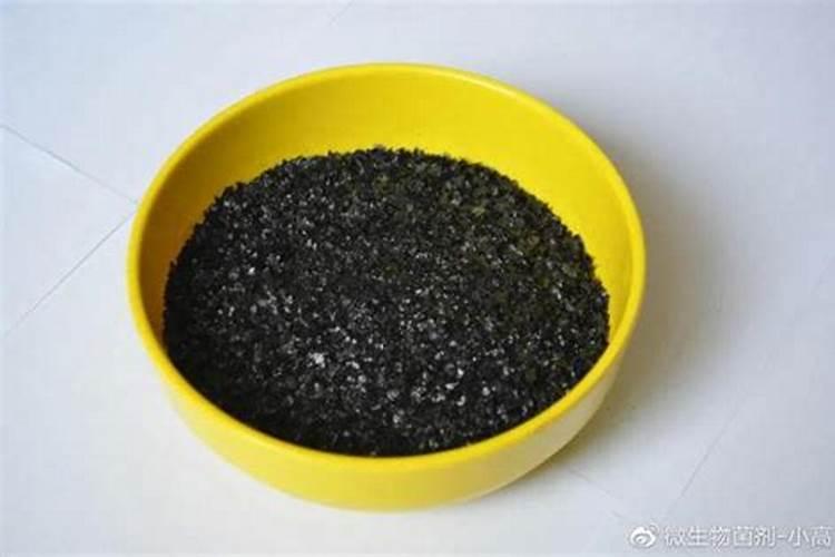 每亩350斤草木灰可以提高PH值多少？