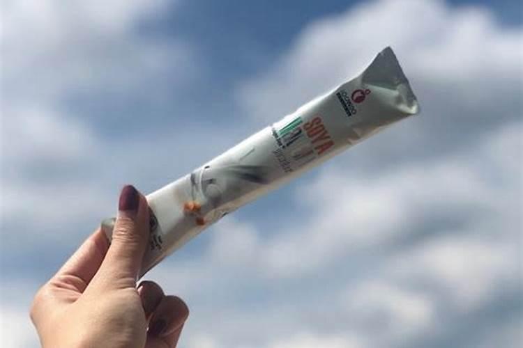 海藻精和钙肥混用叶面喷,能混配用吗？