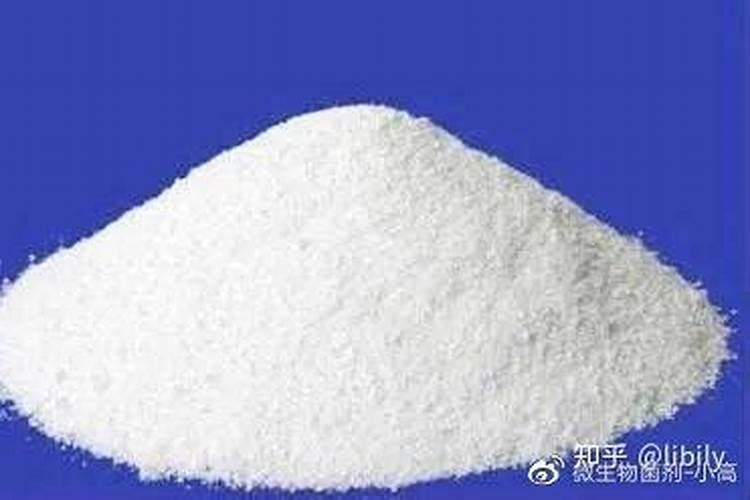 水溶肥蓝色好还是白色好