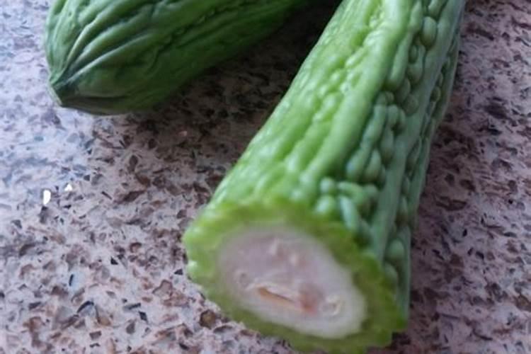 苦瓜用什么肥料好,施肥要点,苦瓜错误施肥有哪些