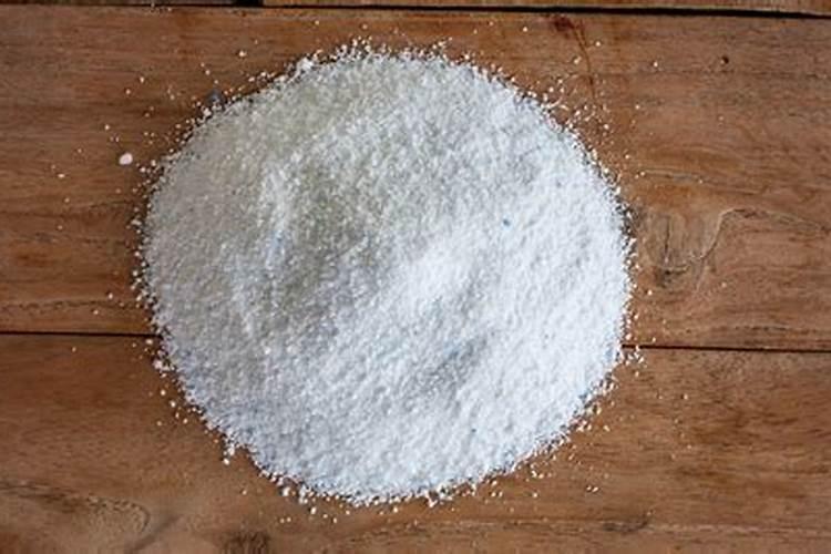 氮磷钾复合肥怎样浇花,用水稀释后再浇灌