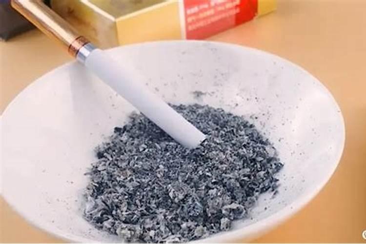 草木灰的正确使用方法？