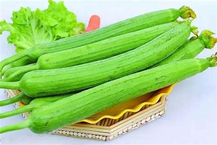丝瓜裂瓜是怎么回事,求解答