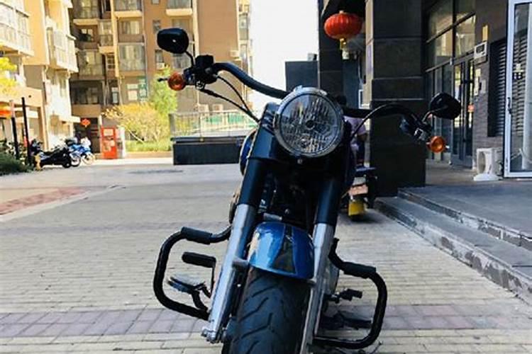 哈雷三轮车电子倒档怎么挂上