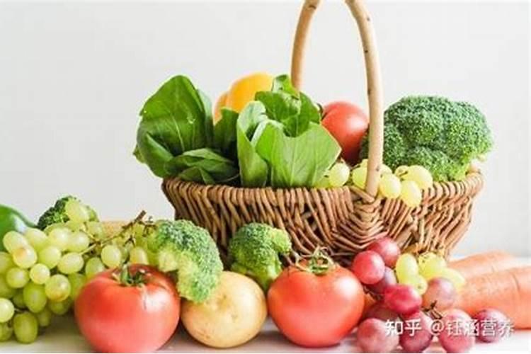 鸡粪和猪粪哪个对法桐地施肥效果更好