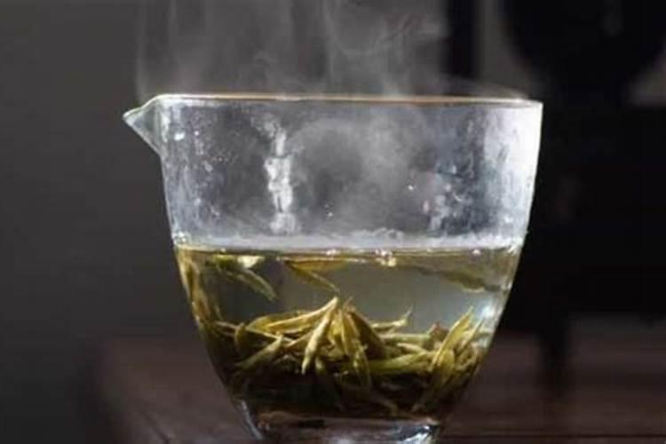 饮黑茶可以补充人体需要的矿物质元素