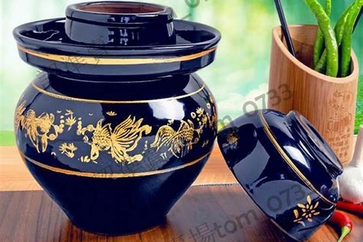 喝剩的茶水能不能浇白玉兰？