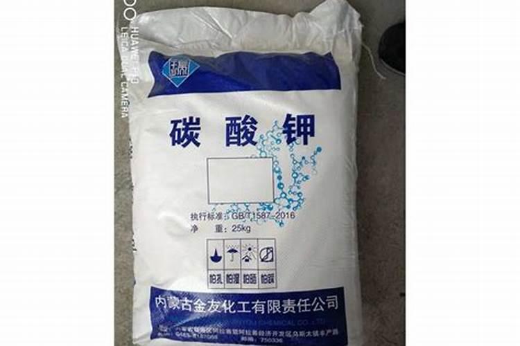 农民朋友怎么才通过简便方法辨别真假化肥？