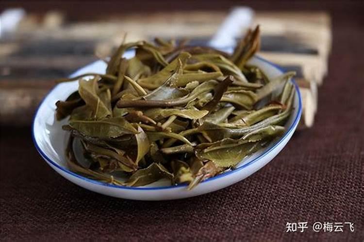 叶面肥什么时间喷好？