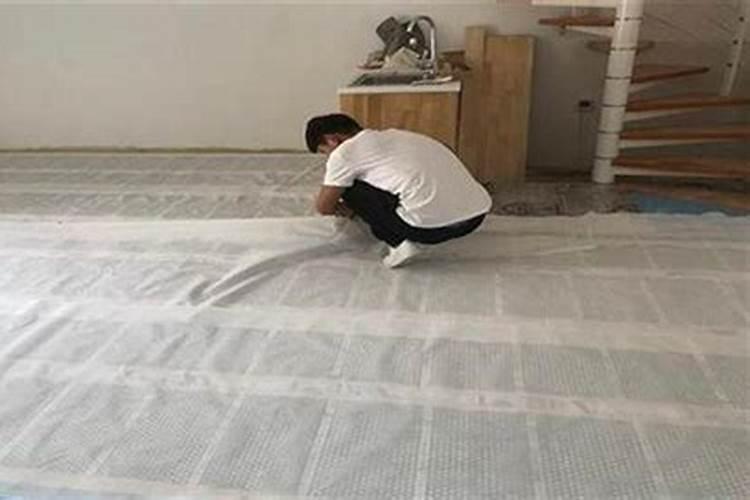 生石灰消毒干撒好还是化水泼