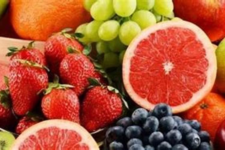 草莓磷肥什么时候用？磷肥施用过量怎么补救？
