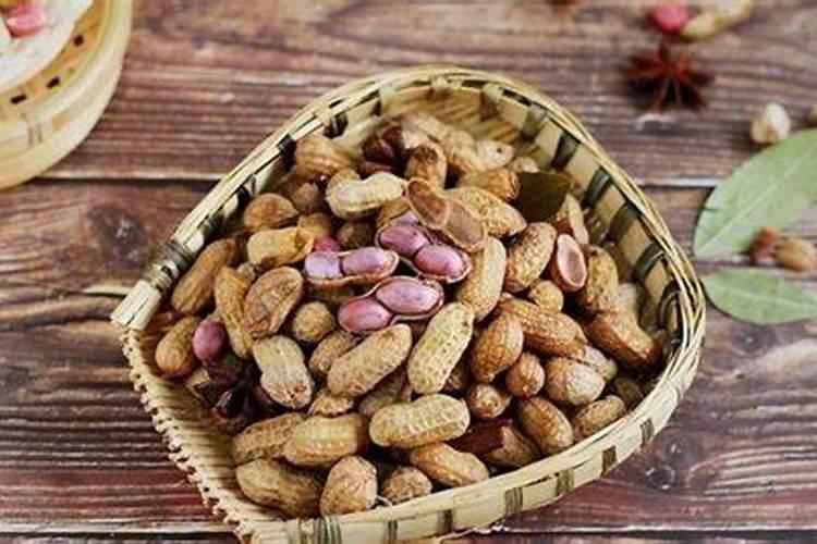 种植花生适合施用什么肥料