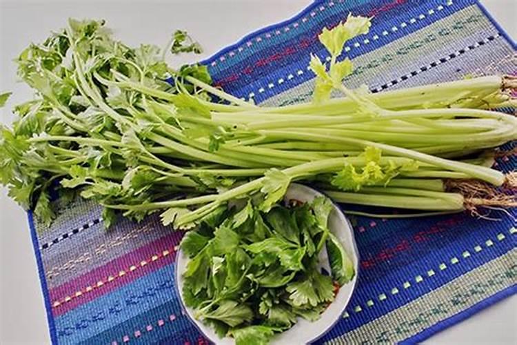 芹菜什么时候用钙肥 怎么使用效果好