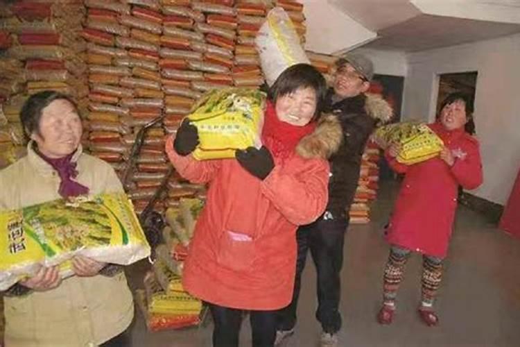 买花肥在什么地方买便宜  肥料在哪里批发市场