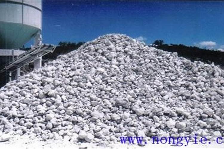 石灰氮一亩地用多少公斤,石灰氮的用途