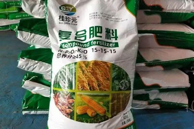 史可丰复合肥多少钱一吨？