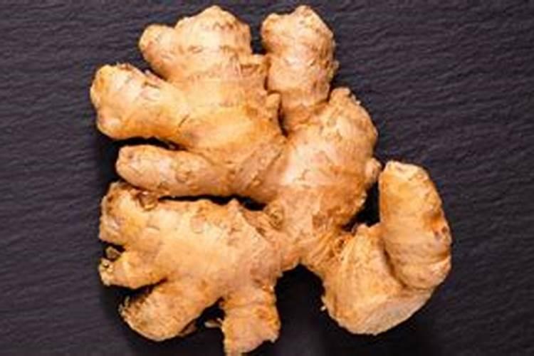 生姜是种常见调味品蔬菜,生姜施肥有哪些需要注意的地方？
