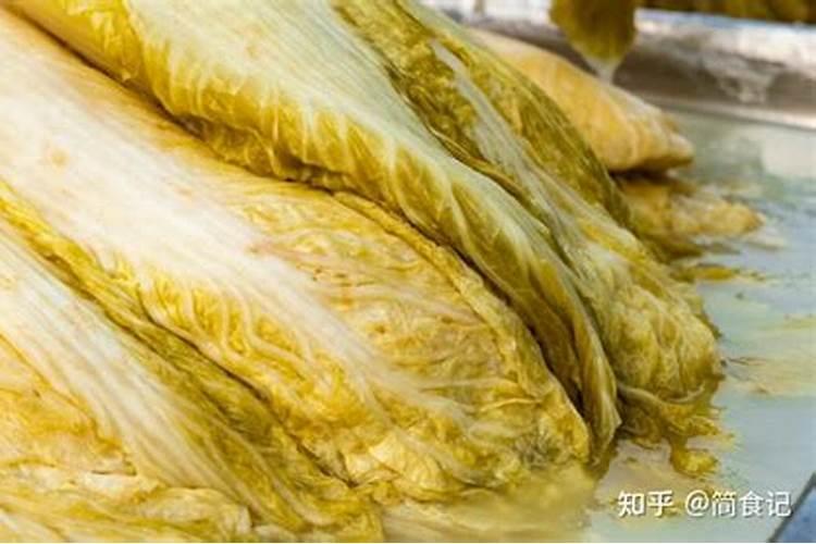 矿源黄腐酸钾会烧苗吗？
