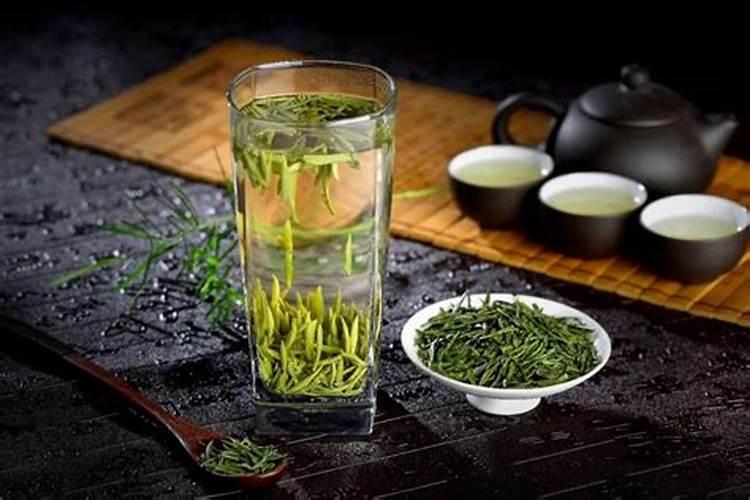 鱼蛋白叶面肥能和乙蒜素混用吗？