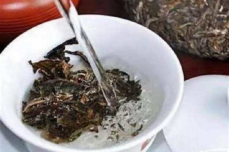 茶叶放在室内可以浇花吗