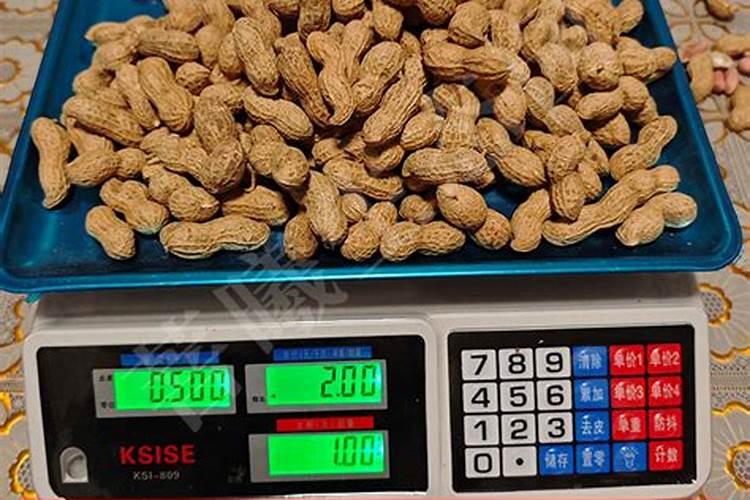 如何让幸福树树干发芽,施加氮肥并注射激活液