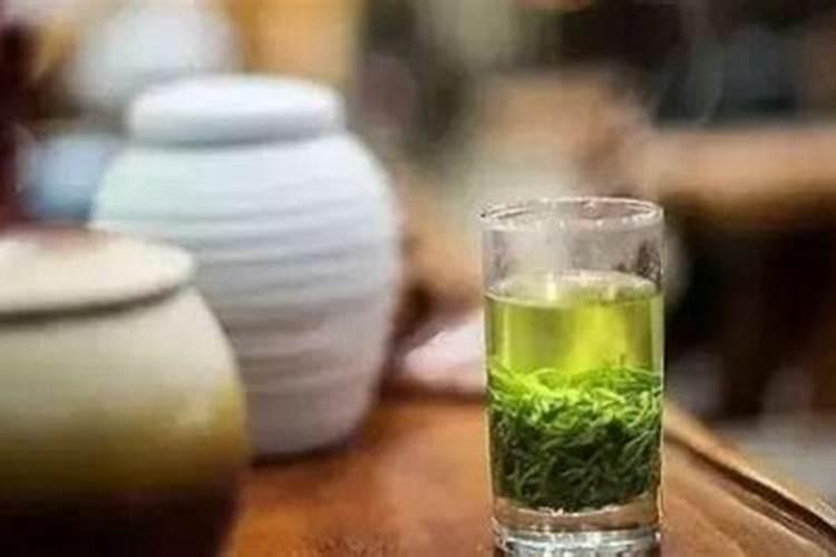 家里养花浇什么水好
