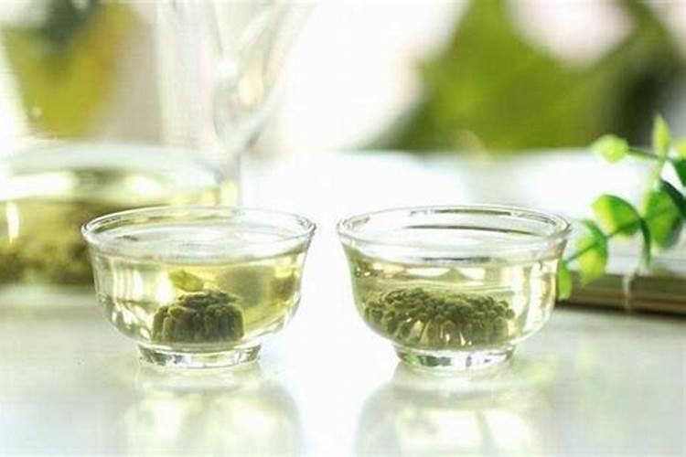 茶花开花期间可不可以叶面施肥.谢谢大家