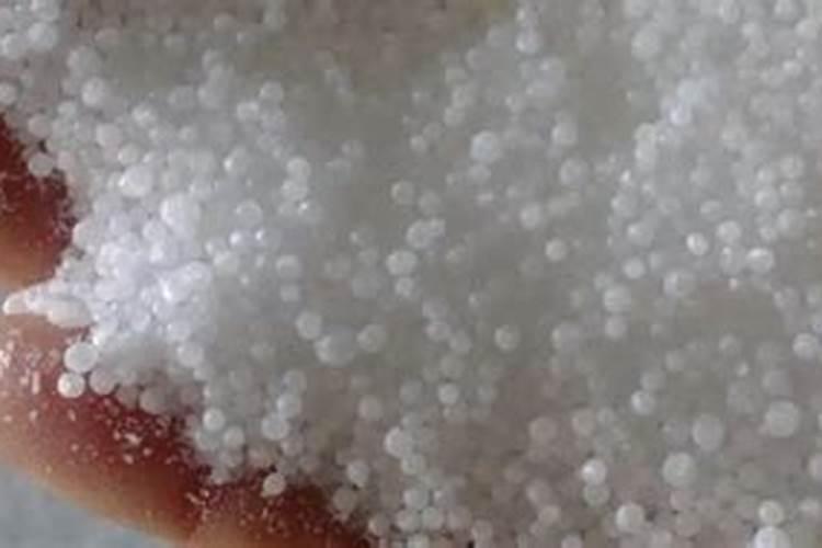 1克尿素兑多少水浇花 1克尿素需要兑多少水浇花