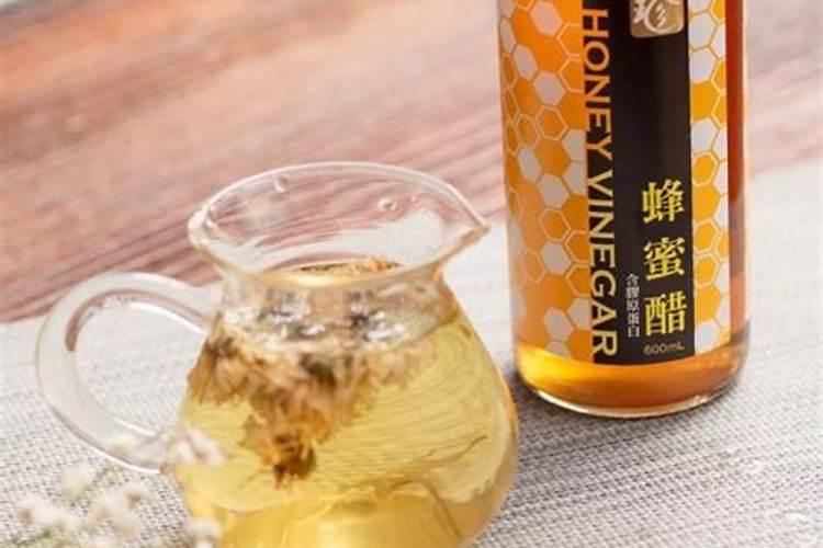 樱桃树花期叶面肥和蜂蜜水能混打吗？