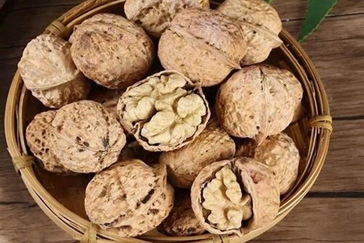 对核桃树施加硼肥有什么作用