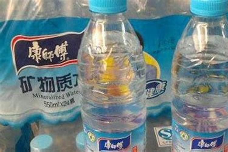 用磷酸二氢钾浇花时,一克磷酸二氢钾要兑多少水？