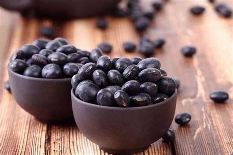 黑豆底肥放什么肥好(底肥施用方法)