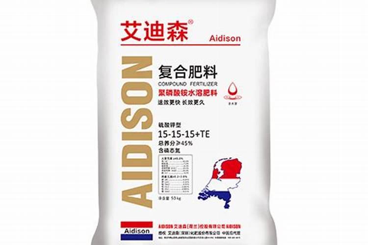 1斤尿素兑水多少斤 把尿素当叶面肥喷施使用如何配制