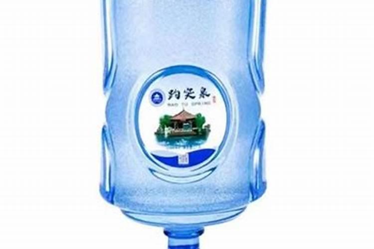 1斤水溶肥兑多少水