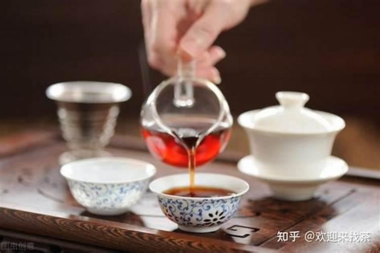 我买了一棵海棠树,种下有3年多了,都比茶杯还粗了,可就是不开花是...