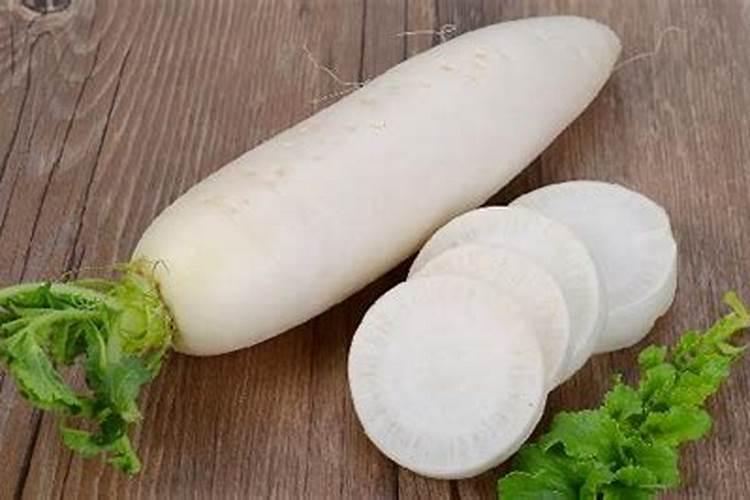 种植萝卜时,不宜施用哪些肥料？原因是什么呢？