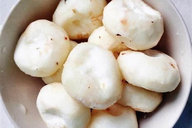 马蹄什么时候施膨果肥