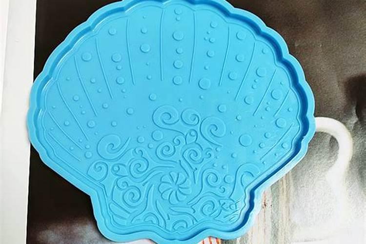 花盆土面上方一层贝壳是什么