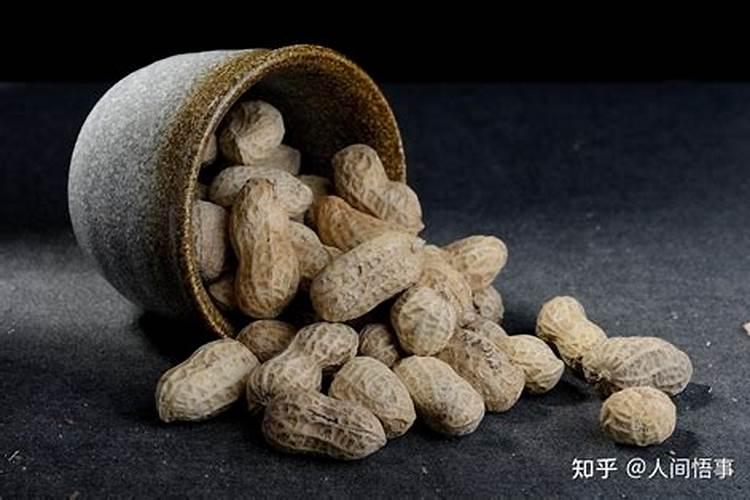 花生底肥如何选择？硫酸钾和氯化钾哪个更合适？