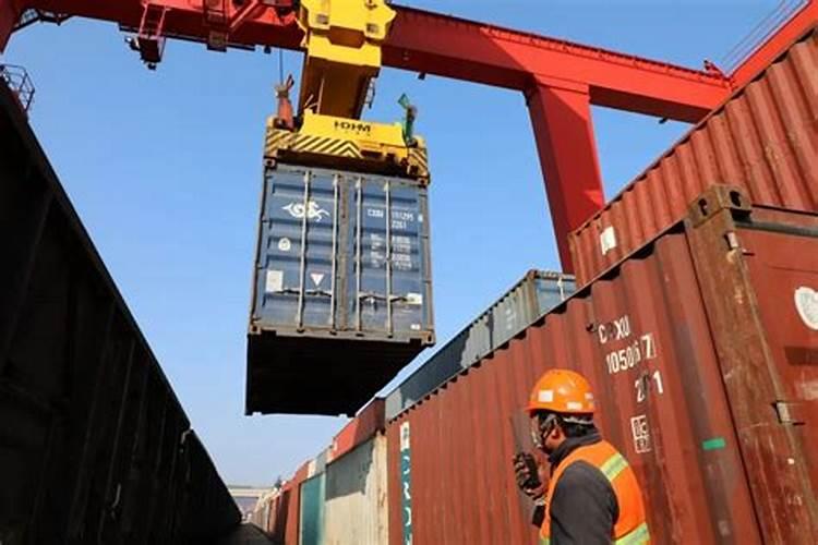 大量元素水溶肥料里面有编织袋残渣正常吗？