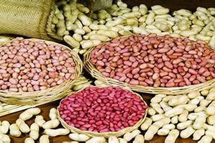 有人知道花生怎么施肥吗,还有用什么肥料好一点？