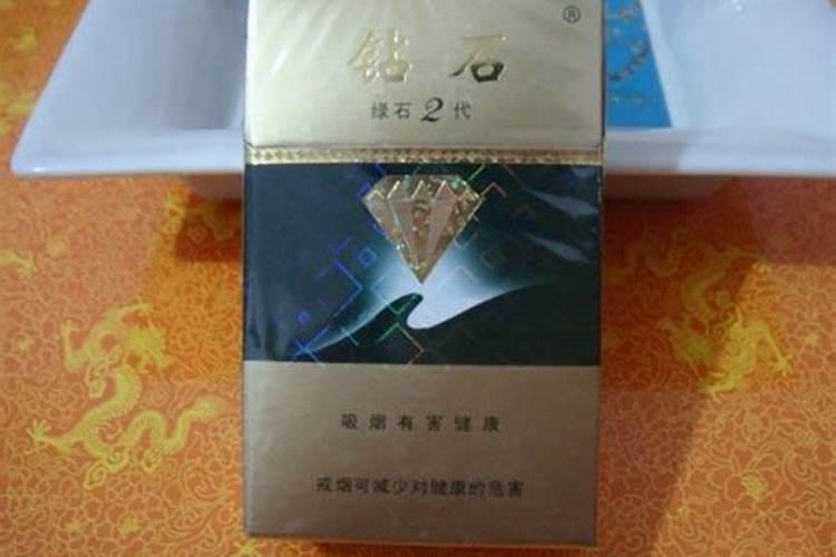 松树盆景如何施肥