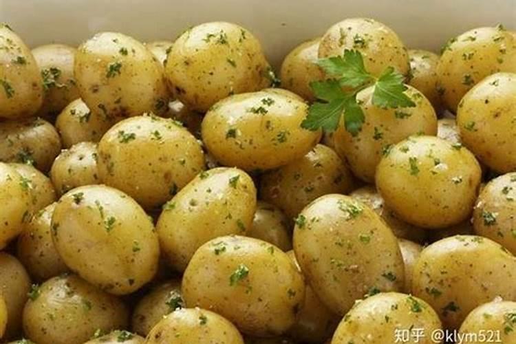 发芽土豆有着意想不到的厉害用途,能解决不少困扰难题,你知道是什么吗...