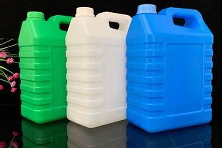 20:20:20水溶肥l壶水加入多少克当叶面肥用？